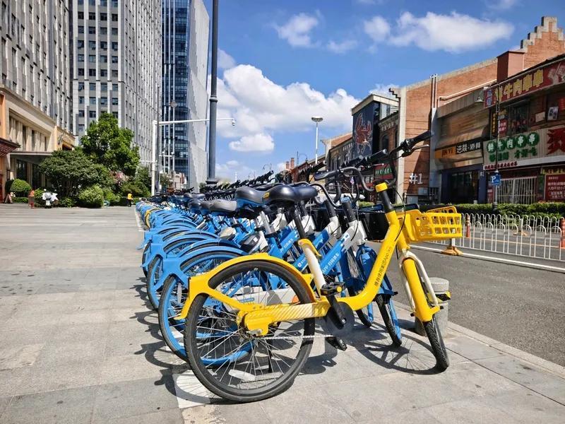 允许情绪有起伏，才是真正的快乐                     保持快乐