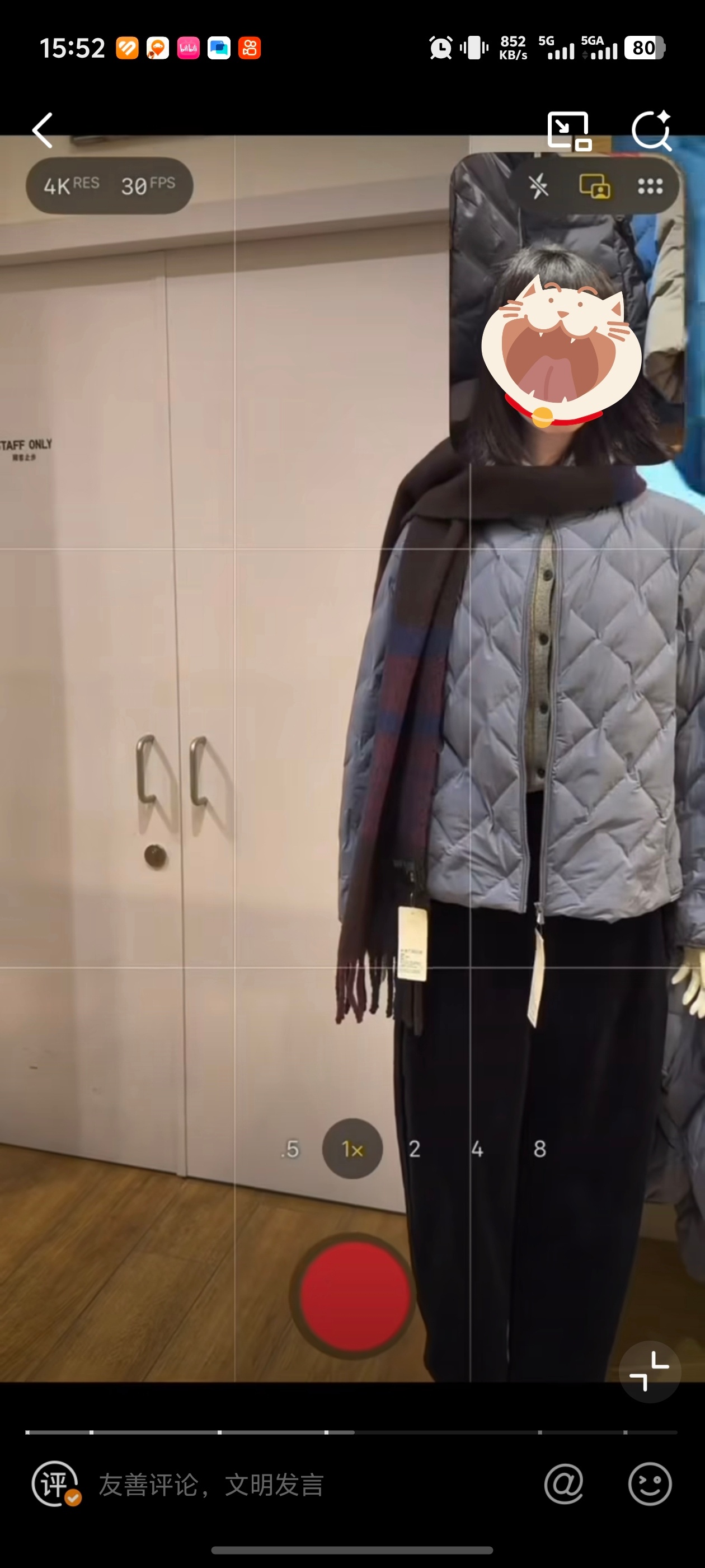 iPhone前后双摄正确用法人怎么能聪明这个样子别的手机也有双摄同时拍摄功能，大