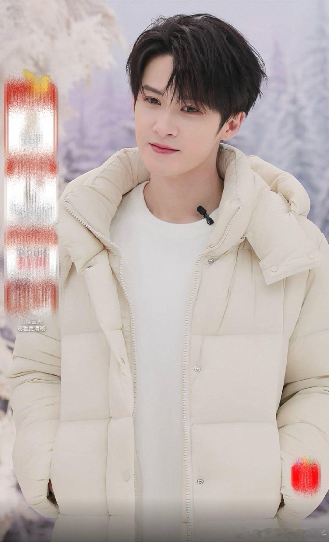 檀健次今晚直播，随手一截都是帅图 