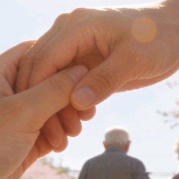 每日一善善良是一盏灯，照亮他人，温暖自己。阳光信用 每日一善