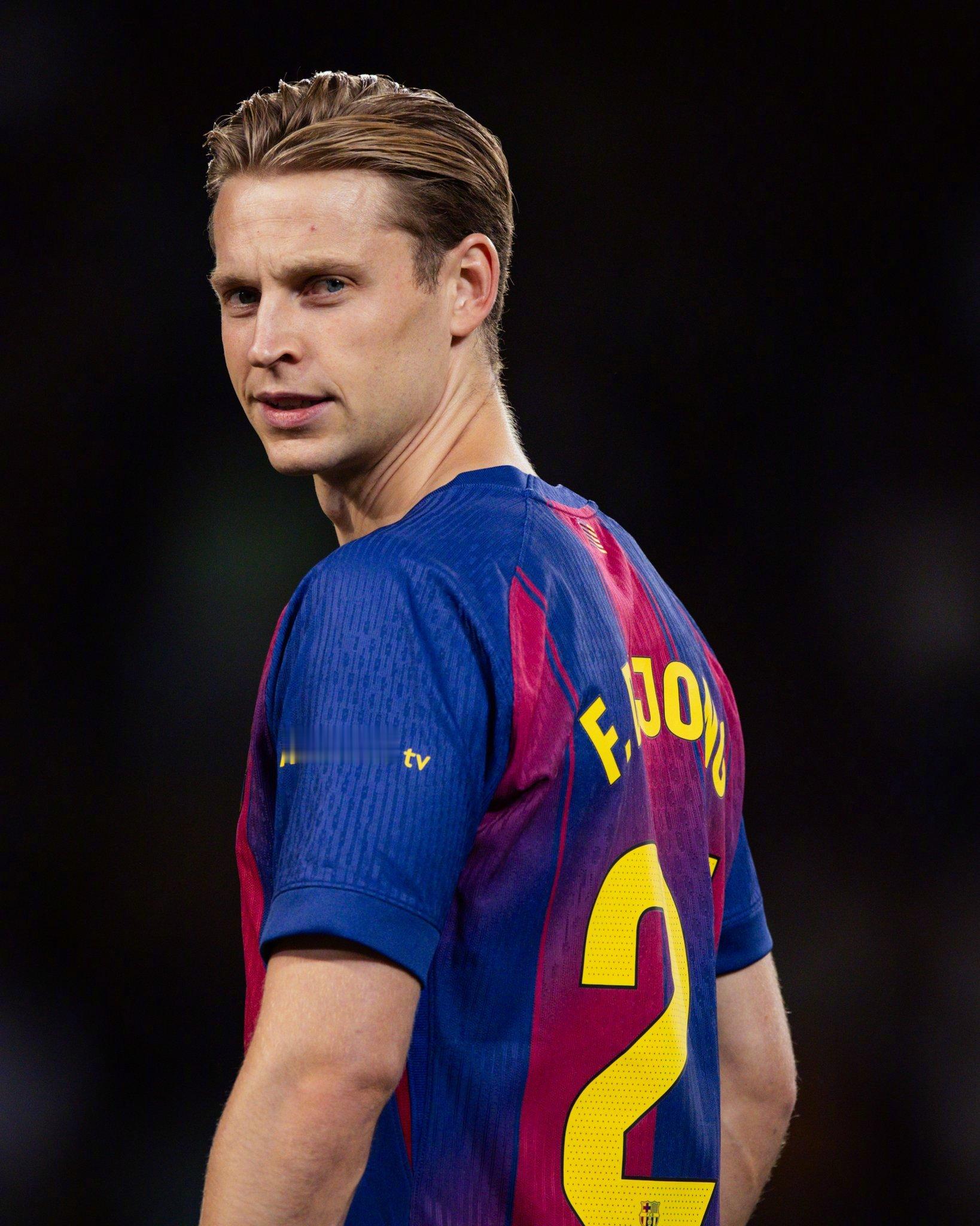 🤤德容的美貌，culer萨迷 的荣耀巴萨[超话]  🔴🔵ForçaBarç