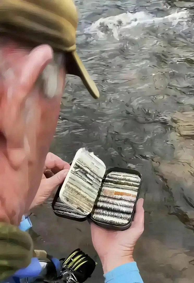 大爷这一盒是不是没个几万下不来？ 