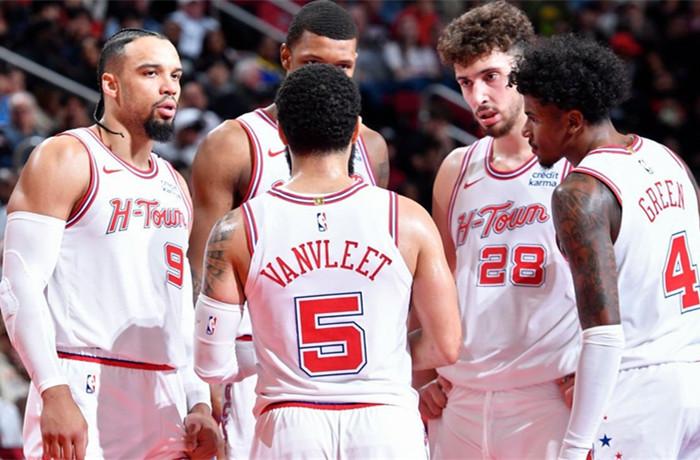 火箭115-121负独行侠，9人表现毫无瑕疵，奈何对面有“王炸”
火箭在攻防两端