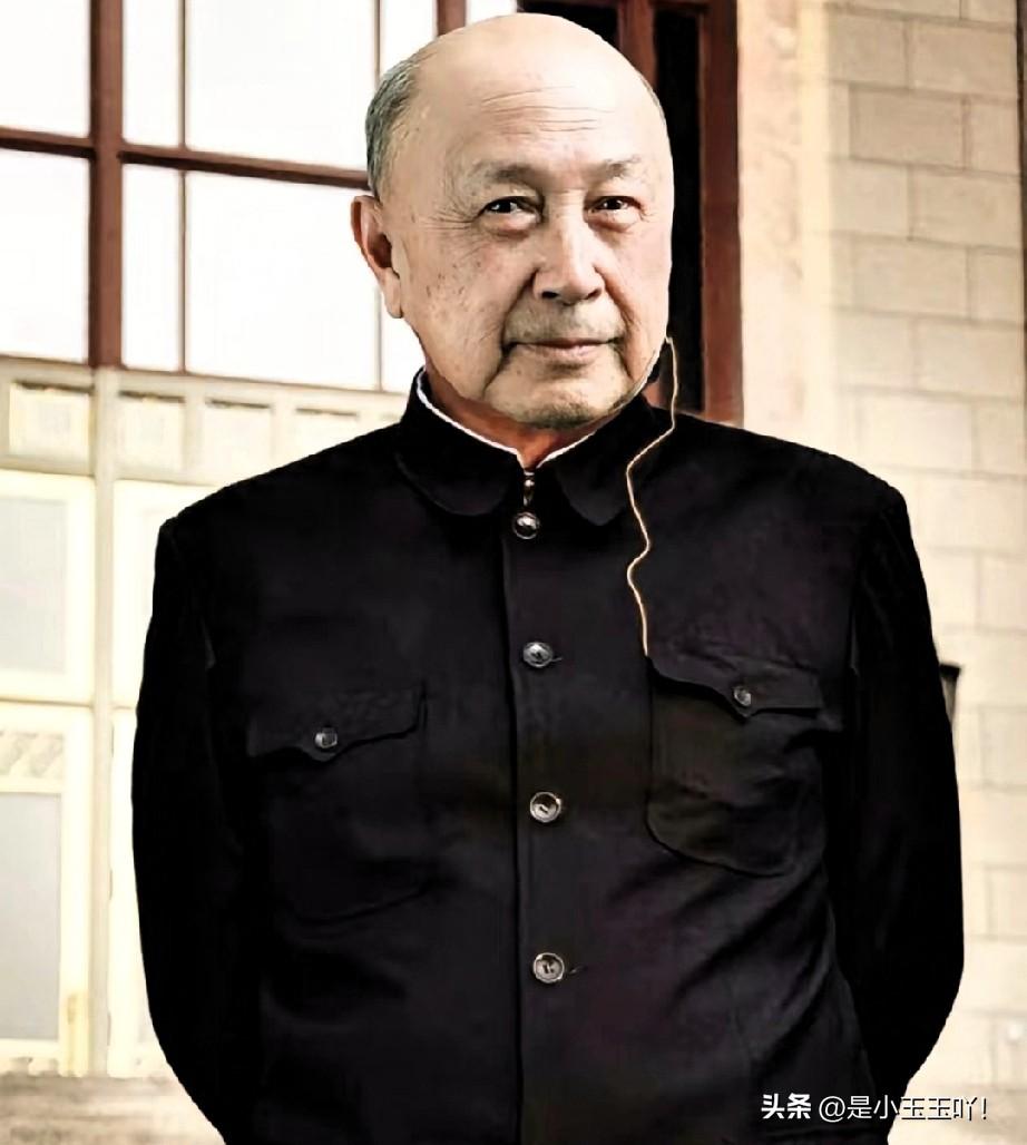 美以伊开战，

评论区出现频率最高的，

不是哈梅内伊去世，却是钱学森的那句：“