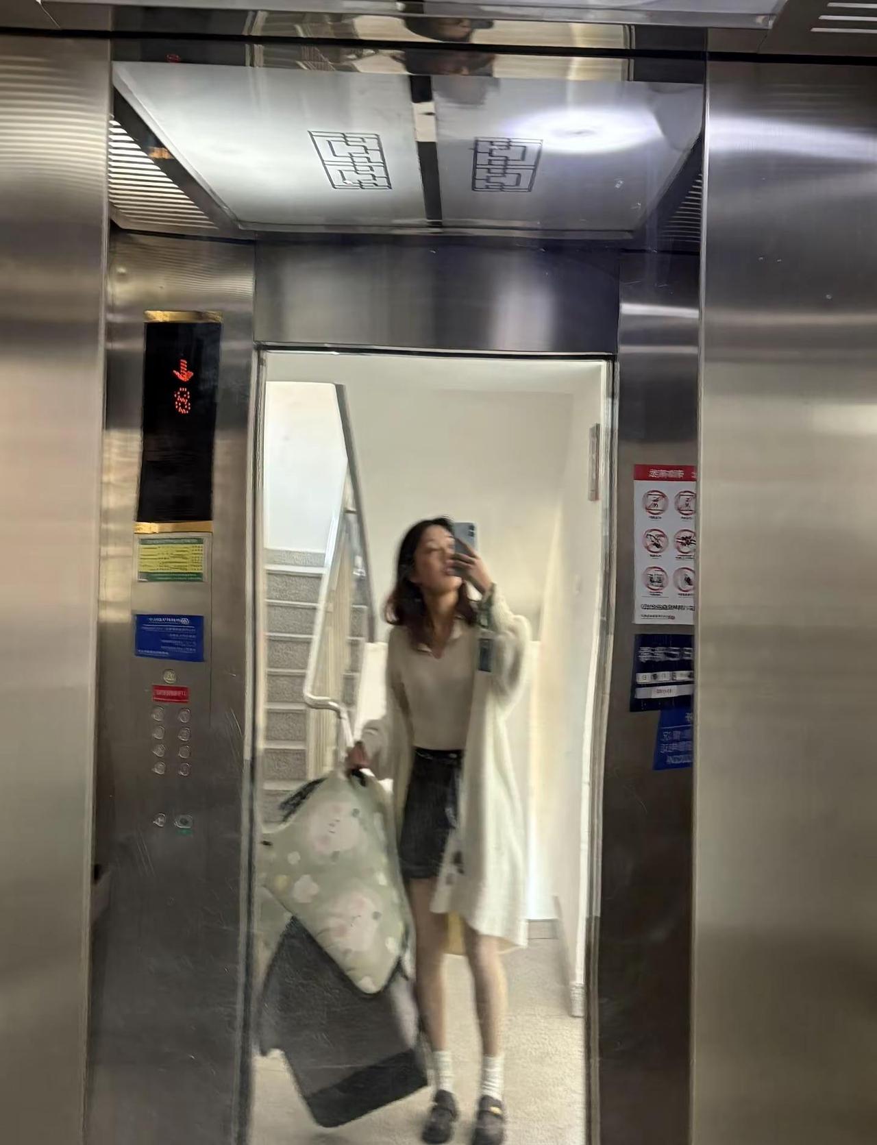 也许是天气～ 为什么今天吹这么大的风！明明早上是大太阳🌅天气晴朗阳光明媚