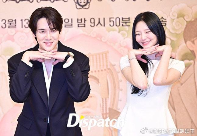 11日，柳演锡李絮 出席主演SBS新金土剧《神与律师事务所》制作发布会，此剧将于