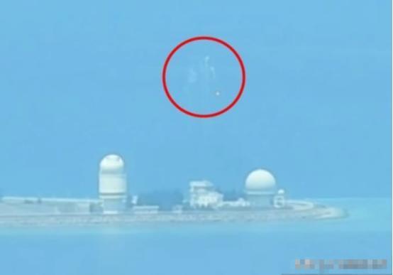 就在刚刚，
菲律宾公然反华，解放军果断“开火”。
 
菲律宾海岸防卫队周四（9日