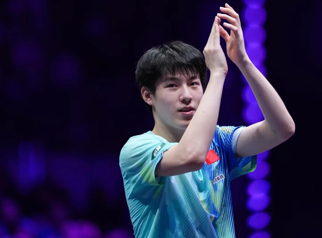 温瑞博太争气了

一天拿了两个冠军

赛后采访令人感动，说这次比赛结束后，还是想