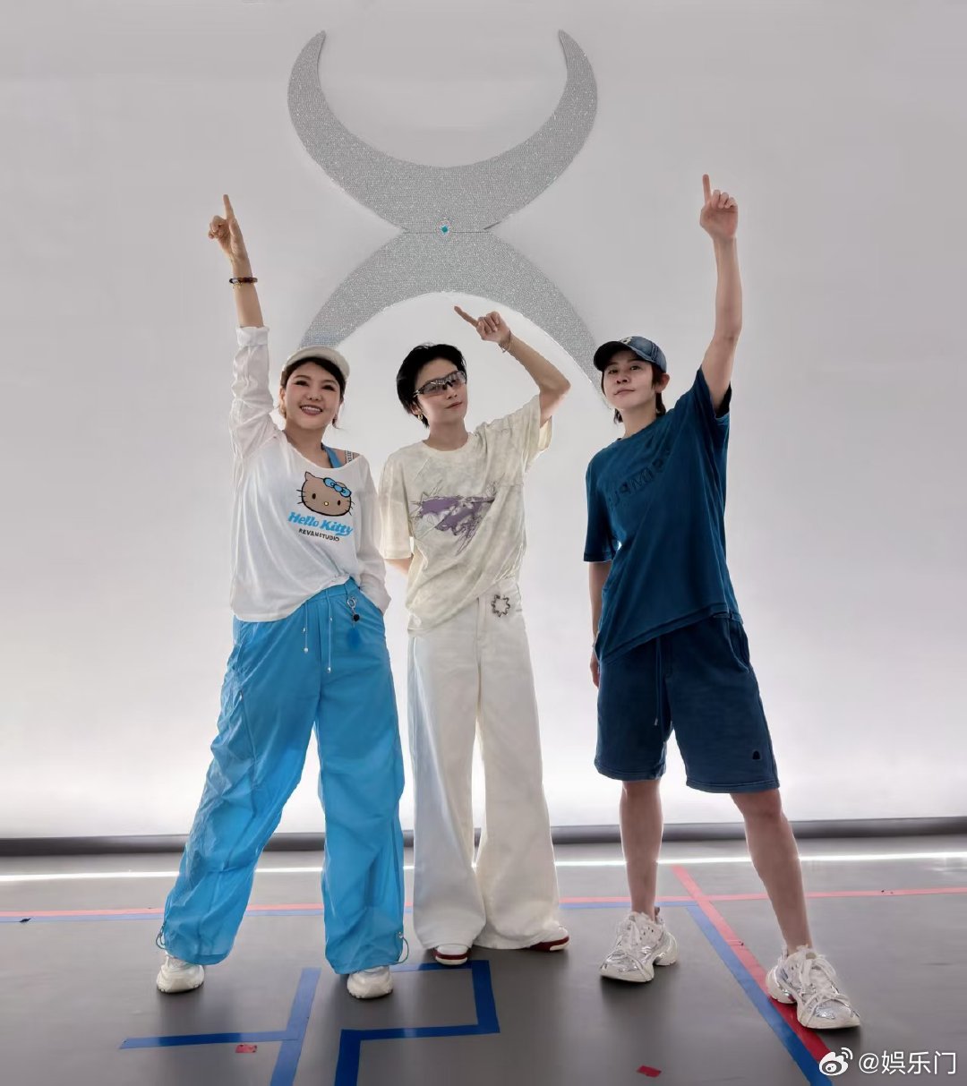 王濛刘雨昕大师课续费了乘风2026浪姐四公重磅来袭，刘雨昕前来助阵，经典大师课继