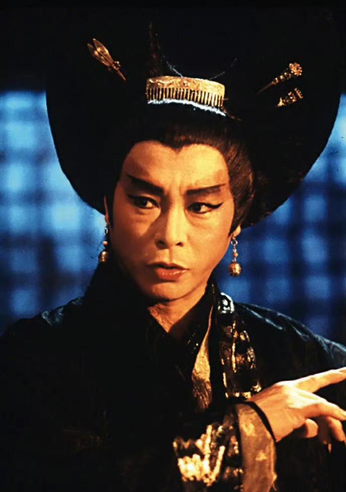 刘兆铭走了，

最伤心的不是那些合作过的大导演，

也不是受过他指点的明星后辈，