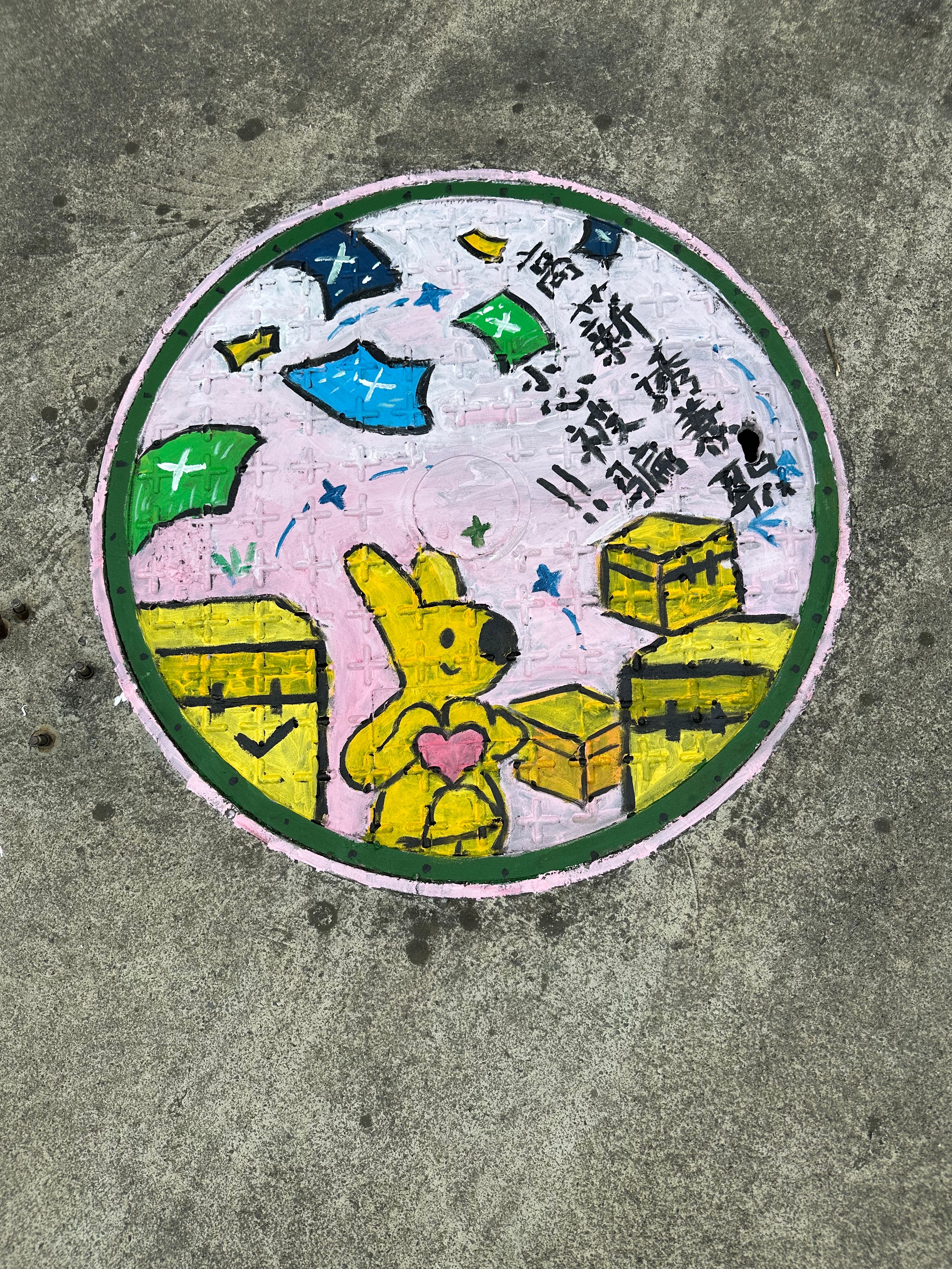 被暑假工背刺了看完暑期兼职踩坑实录不由得心生警醒，很多不良岗位套路层出不穷。对比