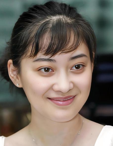 2001年，梅婷不顾父母坚决反对、好友轮番苦劝，毅然和认识仅3个月的鄢颇登记闪婚