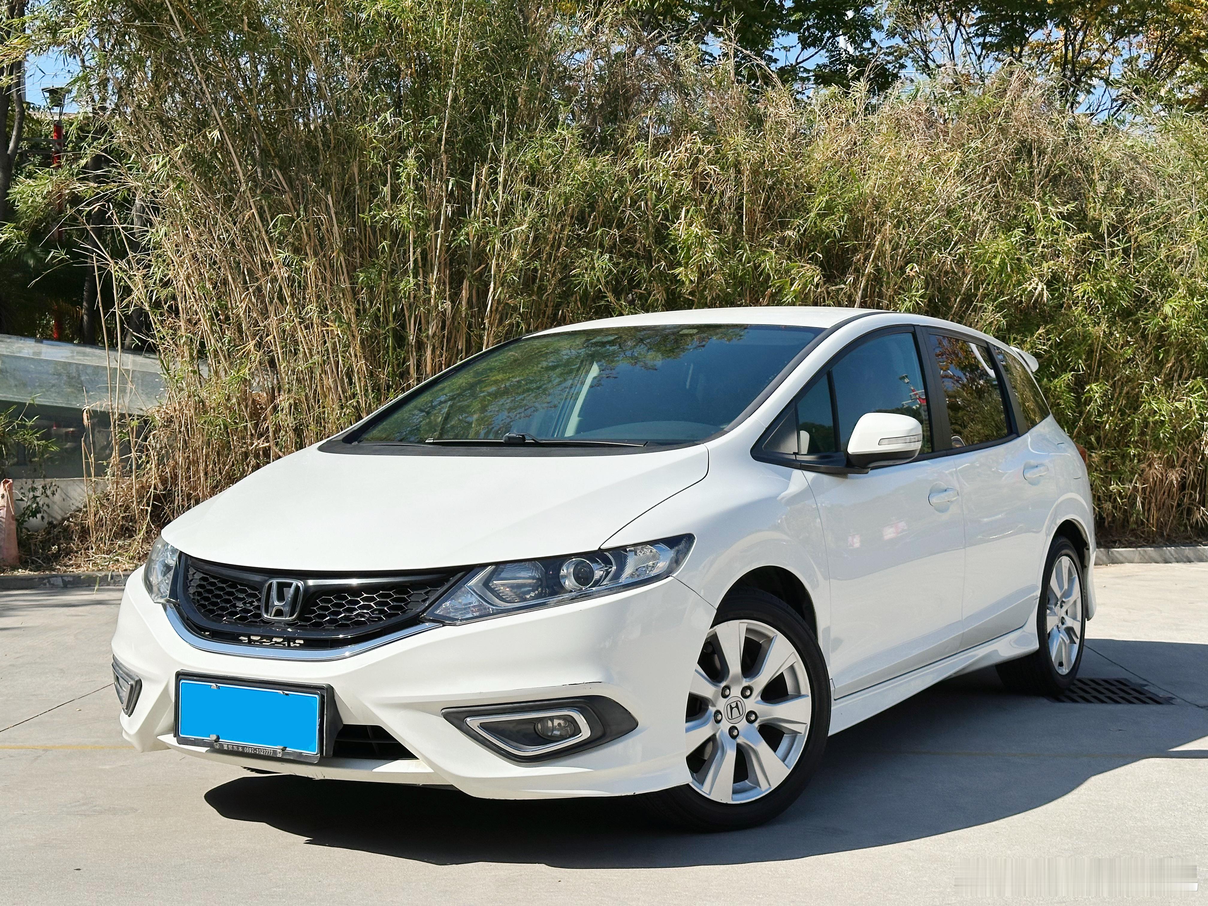 杰德被粉丝大哥带走了，这车实用性是很强，买飞度的一定要顶点上来买杰德 