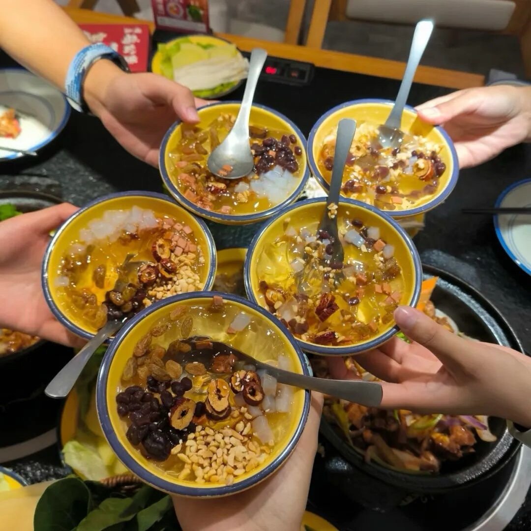 🧡小美好ᰔᰔˎˊ˗🍤🍣"吃得饱想的少 天天开心没烦恼"