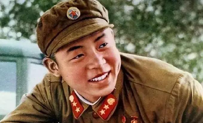 雷锋的兄弟姐妹结局如何？雷锋有一个哥哥和一个弟弟。
 
讲到雷锋的童年，人们常会