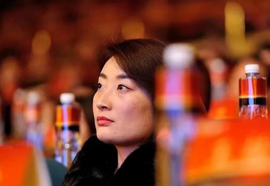 宗家二叔这次真的要睡不着了！没想到宗大小姐平时不显山不露水，关键时刻直接甩出王炸
