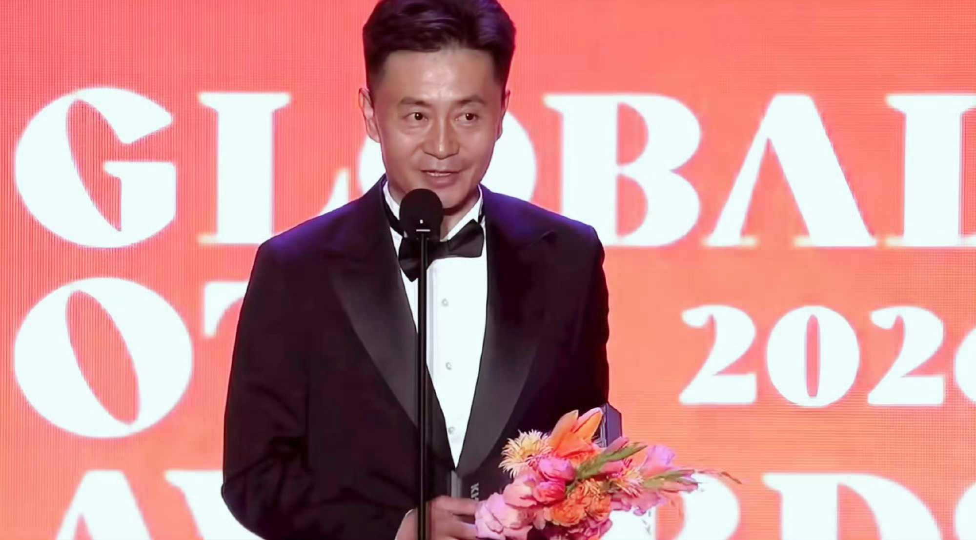 生命树获亚洲内容大赏最佳导演奖恭喜李雪导演！恭喜生命树！一颗小树长成参天大树永远