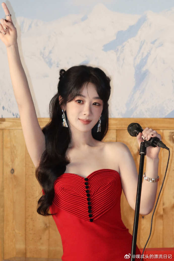 杨紫 让自己快乐是最重要的杨紫真的成长太多了！不回避内耗，还能通透看待工作和生活