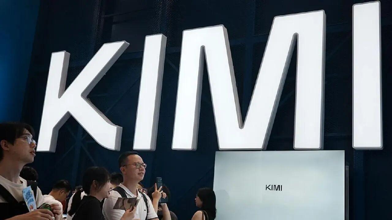 白宫科技政策办公室主任、特朗普总统科技顾问迈克尔·克拉齐奥斯周三指控，月之暗面通