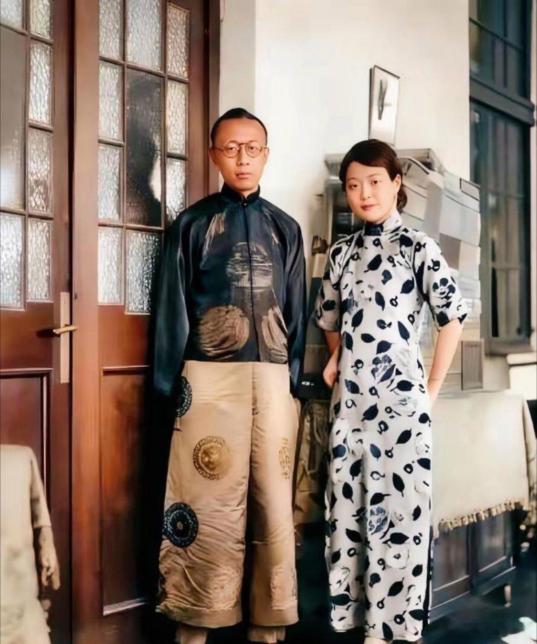 这是溥仪和婉蓉最真实的容貌，不是电视剧里面拍出来的，这是本人 