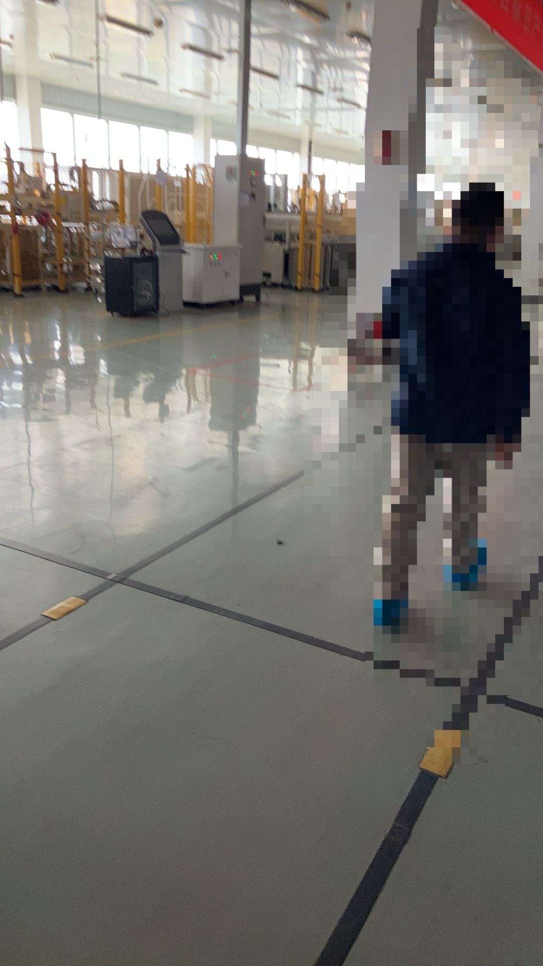 动力电池厂。老子终于混进动力体系了。厂长说电池 ​​​