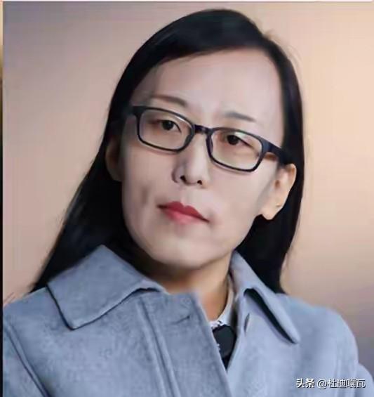 文坛又有“大家”被曝光，作品涉嫌抄袭！
博主“抒情的森林”在举报了贾浅浅，蒋方舟