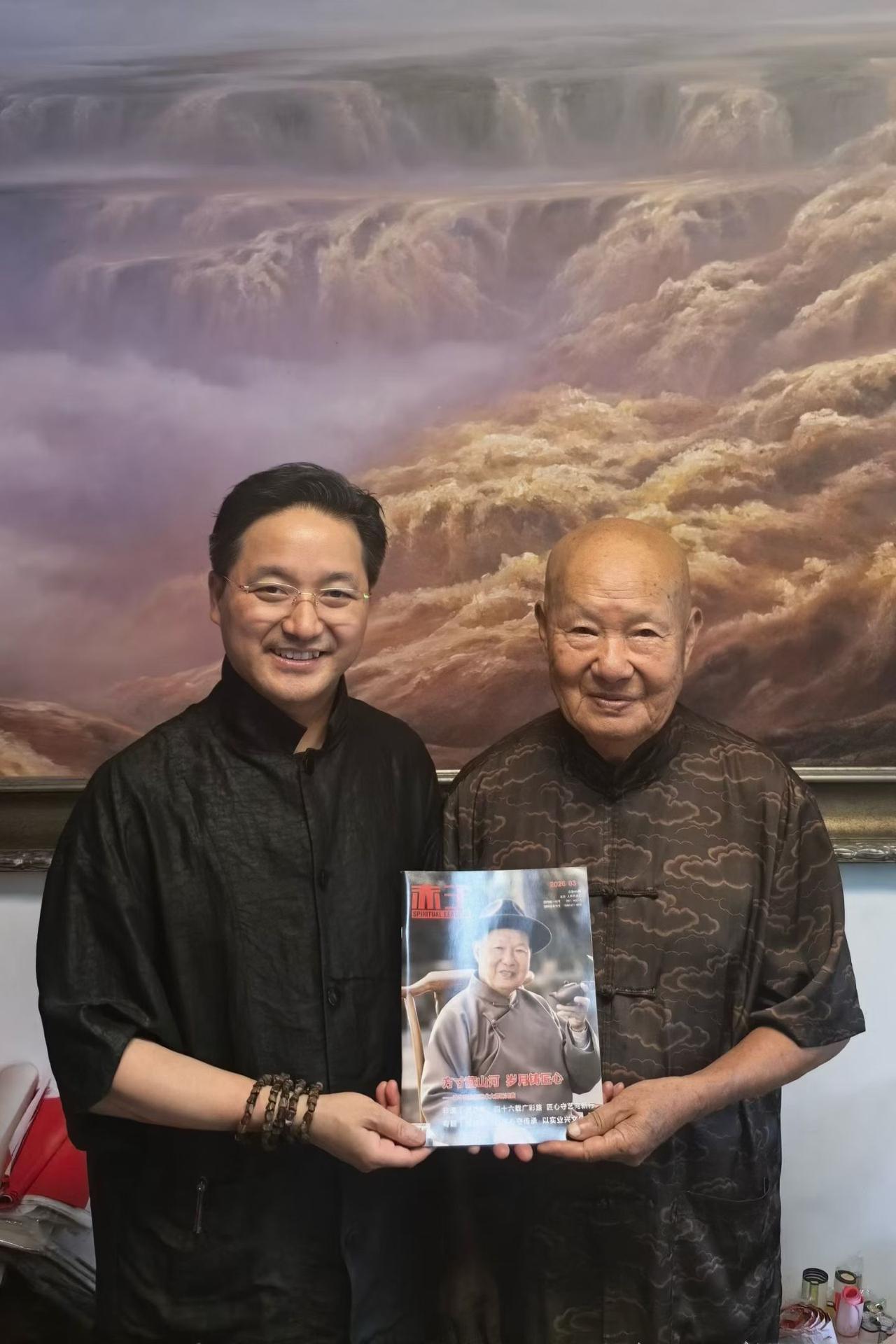 深圳东湖公园。又见90岁中国盆景艺术大师、“盆景泰斗”林鸿鑫！林老融汇瓯派盆景精