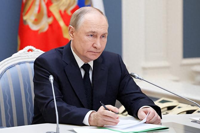 看来，中国的稀土牌打得好！普京也下死命令：一个月内必须入局

观察者网消息显示，