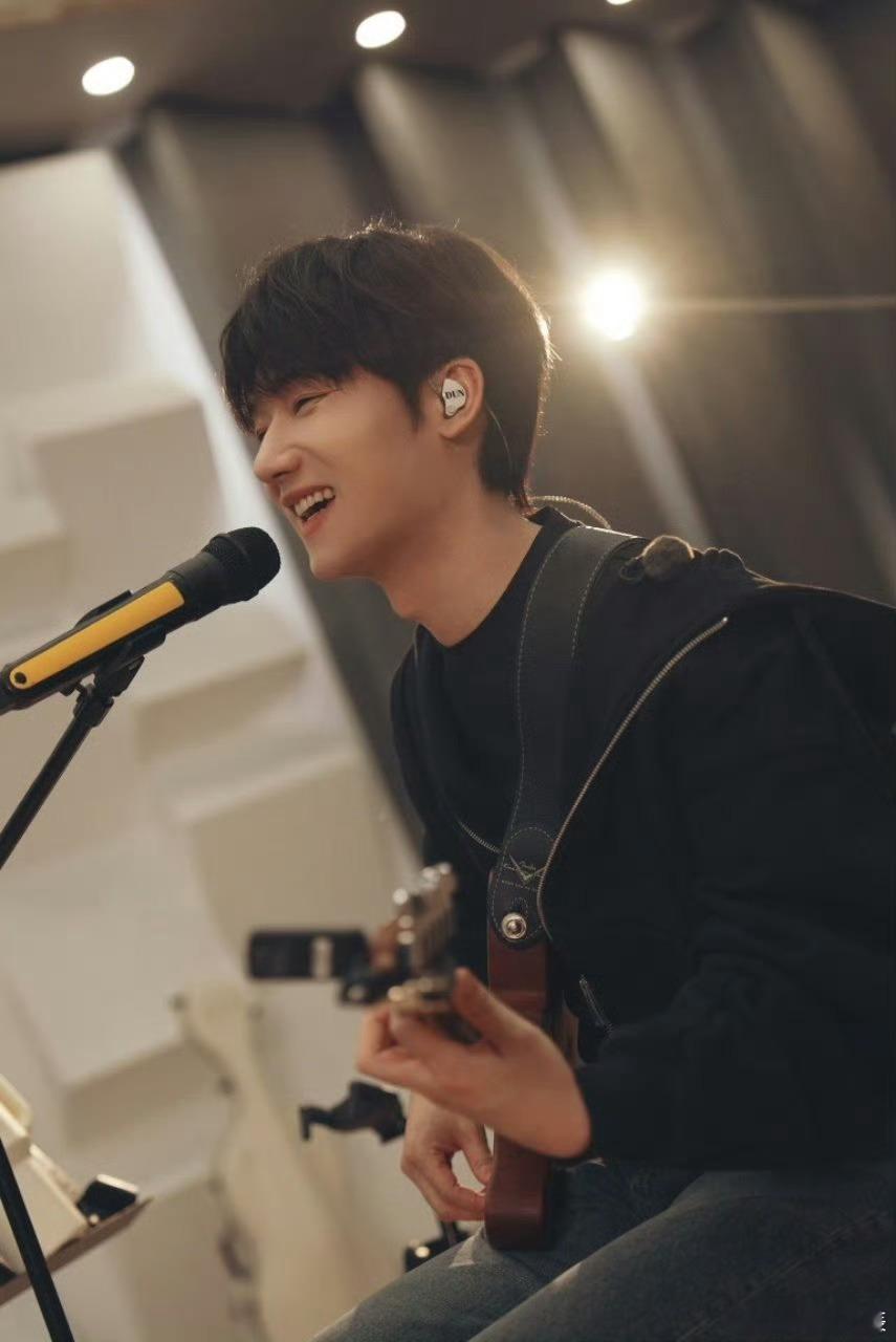 蒋敦豪朋友上千点赞才一百 被蒋敦豪可爱到！不敢信自己有上千好友，更不敢信点赞才一