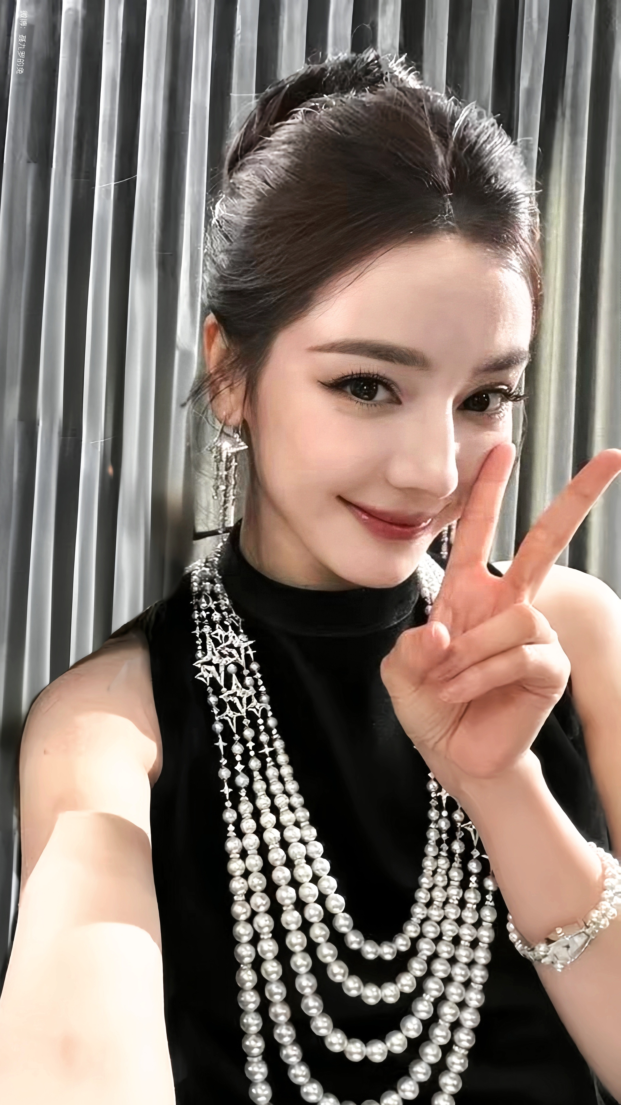 ՞˶•⩊•˶՞ಣ📷自拍×3     迪丽热巴撒饭艺人