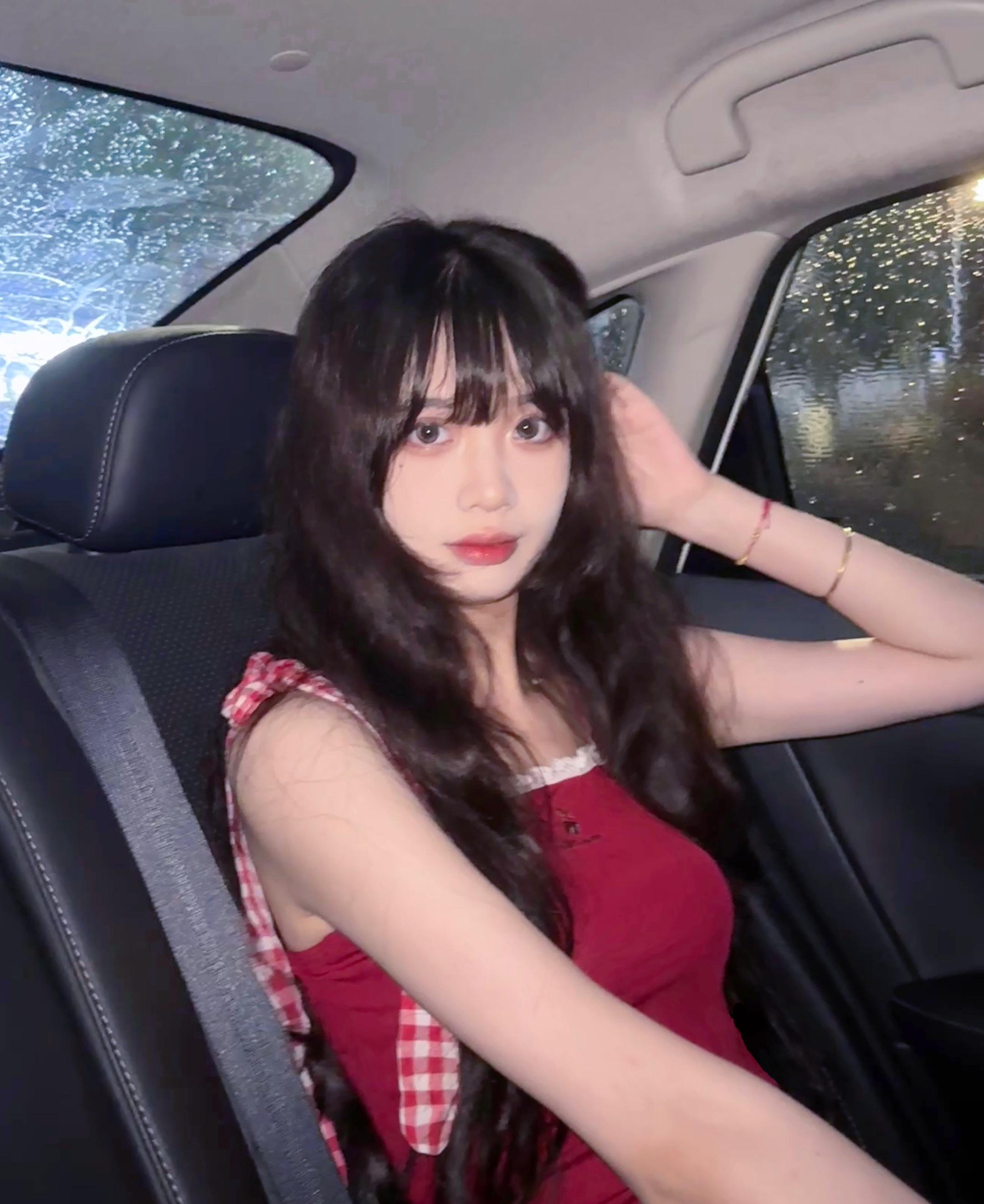 我本想等雨停后就去找你的  哪知道这场雨连绵不绝