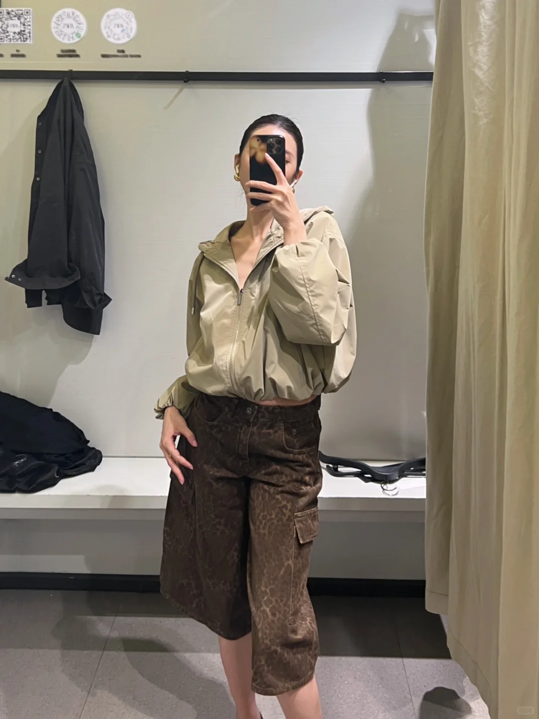 Zara试衣间