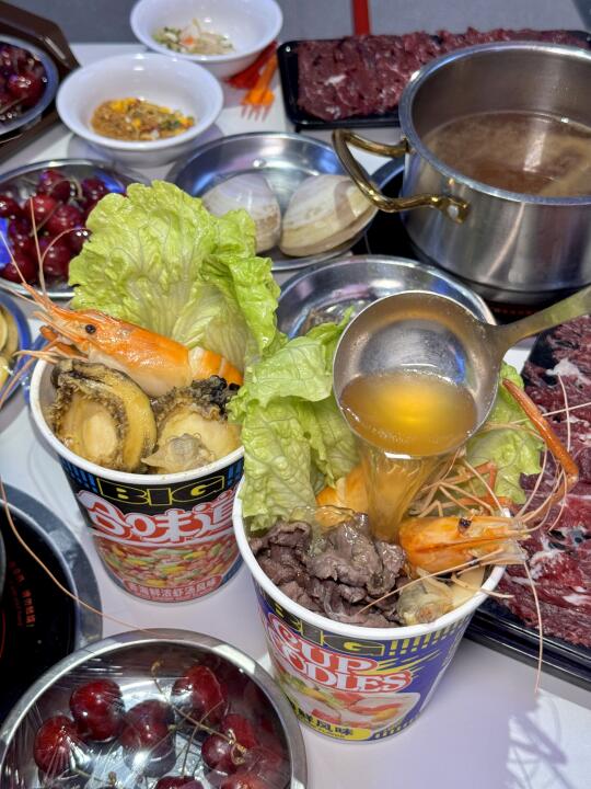 集美怎么会有这么适合打工人吃的海鲜火锅店