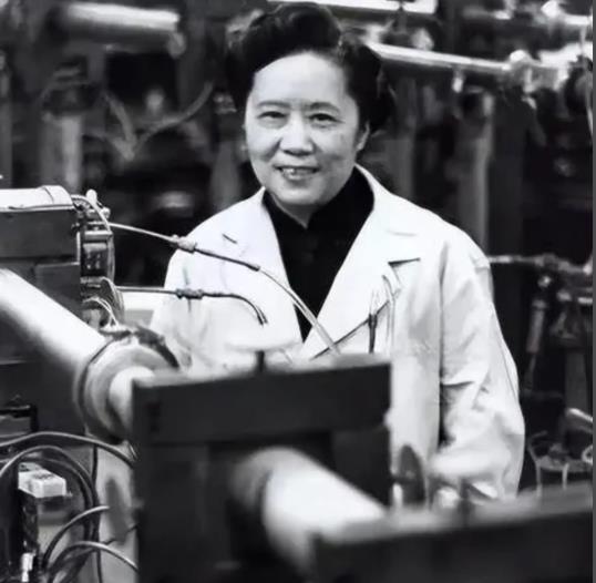 [太阳]1973年，女科学家吴健雄回国，见到周总理后：我有句话不知道该不该说，周