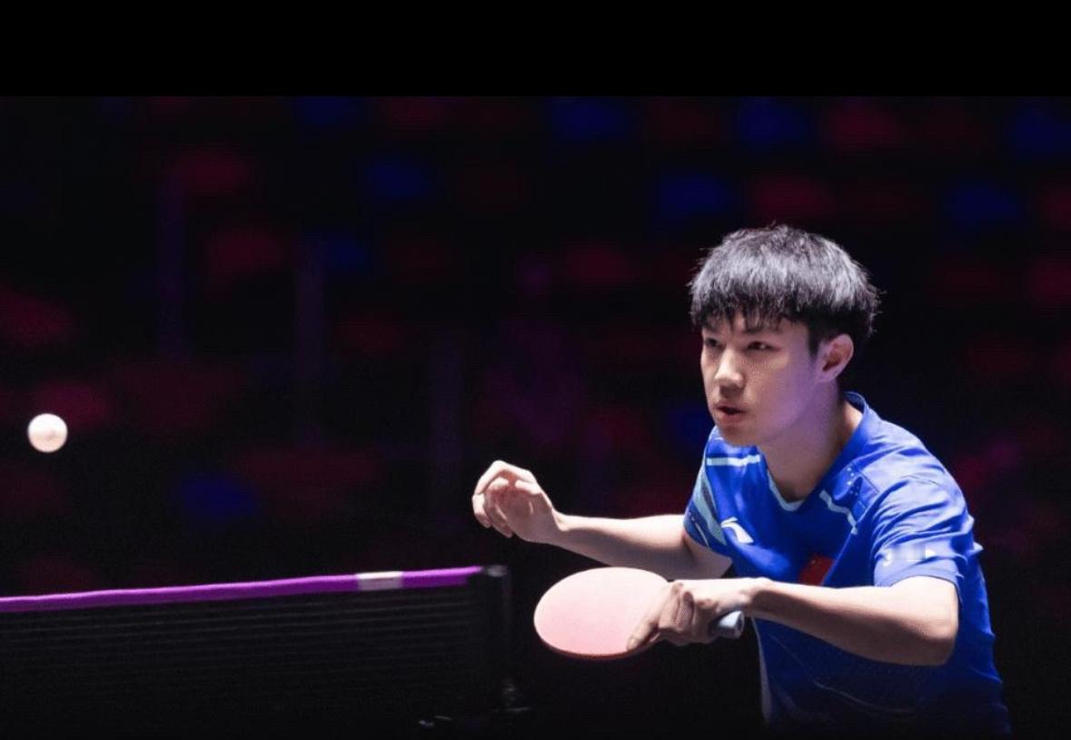 五局死战逆转绝杀！黄友政3-2险胜日本劲敌吉山僚一，强势挺进WTT太原站男单16