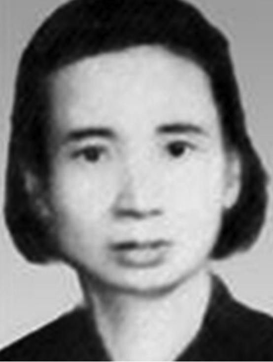 “人民至上”在纸上的讲法千万种，走进荒沟、蹲到病人面前，才知道什么叫关注小处！