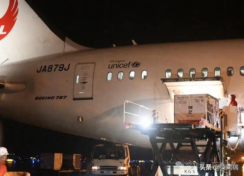 著名日本清酒品牌“獺祭”在太空酿造的酒醪，已安全返回地球。这标志着人类历史上首次