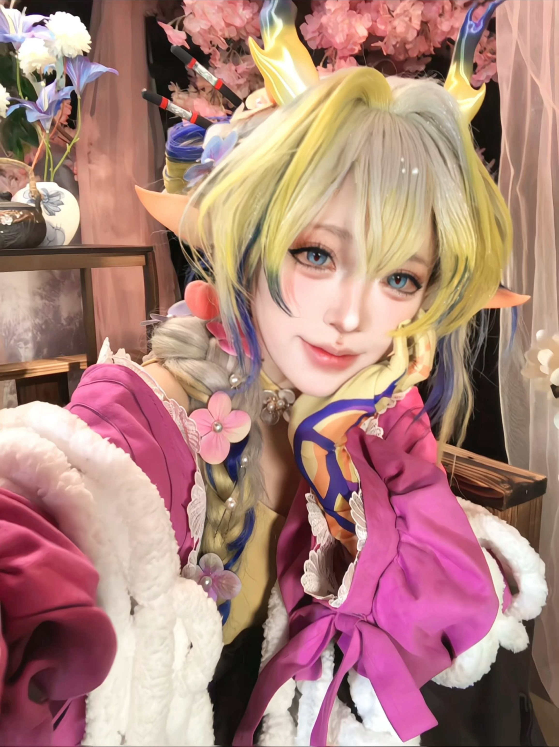明日方舟黍cosplay黍儿生日快乐💐6.6是一个很好的日子 希望大家一切顺利