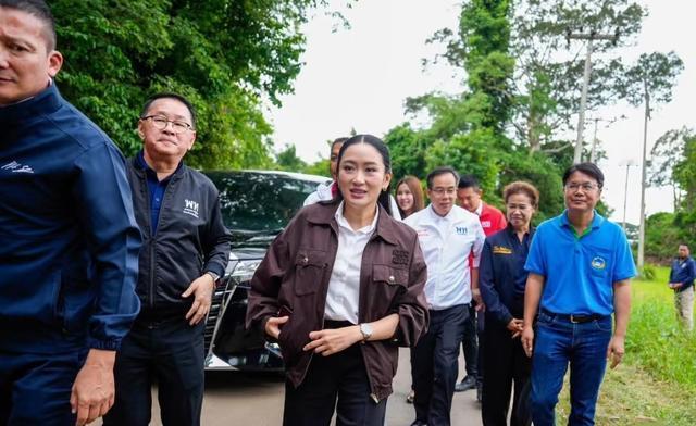 泰国政坛大变动！为泰党与人民党决裂，独自挑战新政府。
 
2025年9月的泰国政