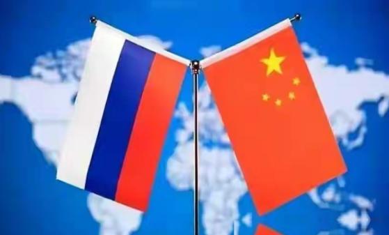 有人问，蒙古要是上午 8 点宣布加入北约，会怎么样？我跟你说，估计上午 10 点