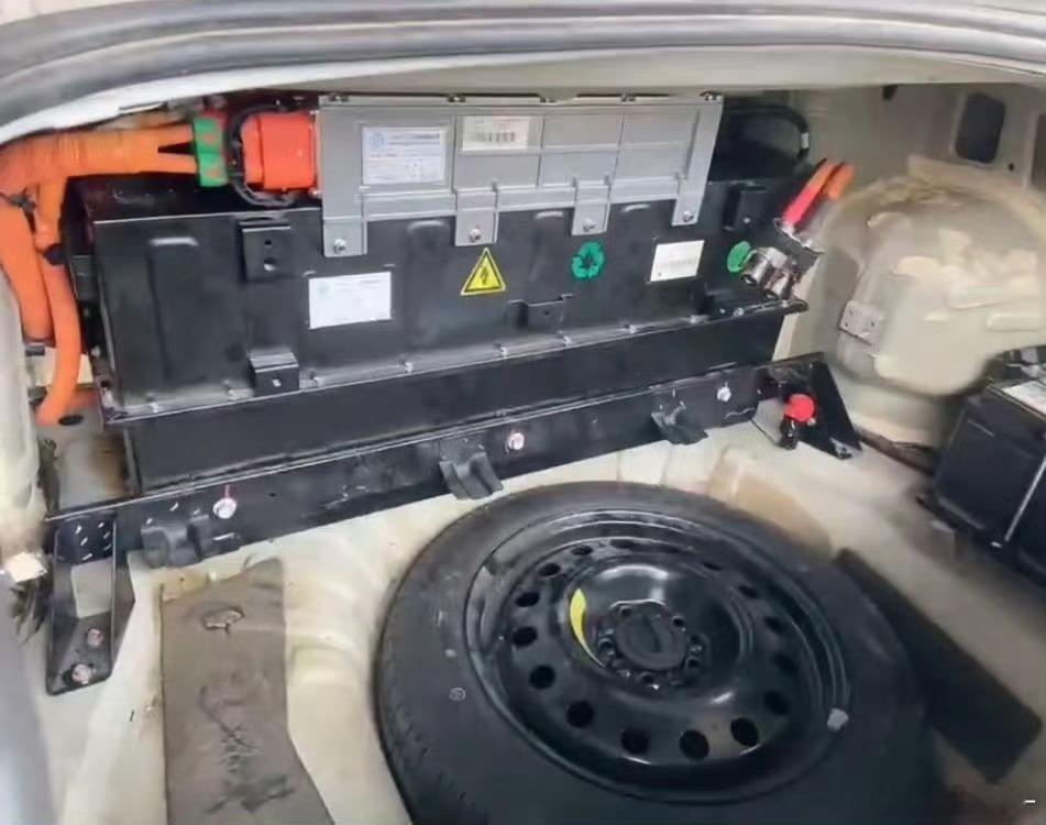 燃油车改PHEV，电池一年挪个窝，真纠结