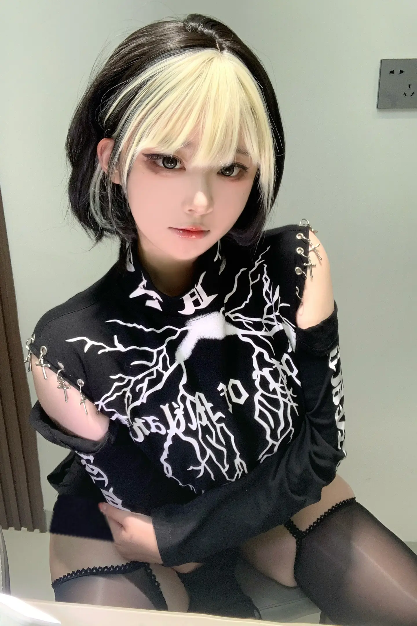 亲爱的嫂子 见字如面 我们分开后我没有找其他的人 ，因为她们身上总会有...