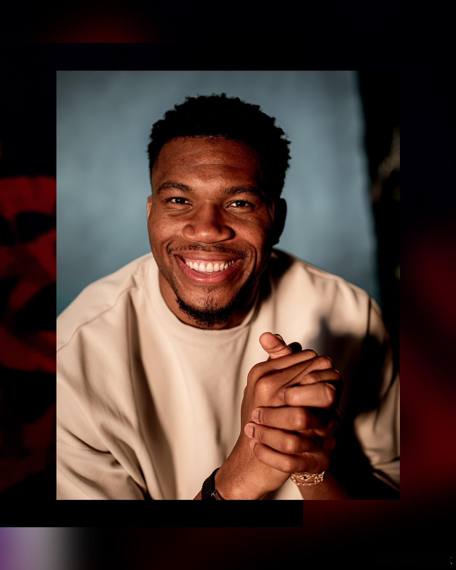 来自字母哥的一组天真无邪的笑容字母哥nba ​​​