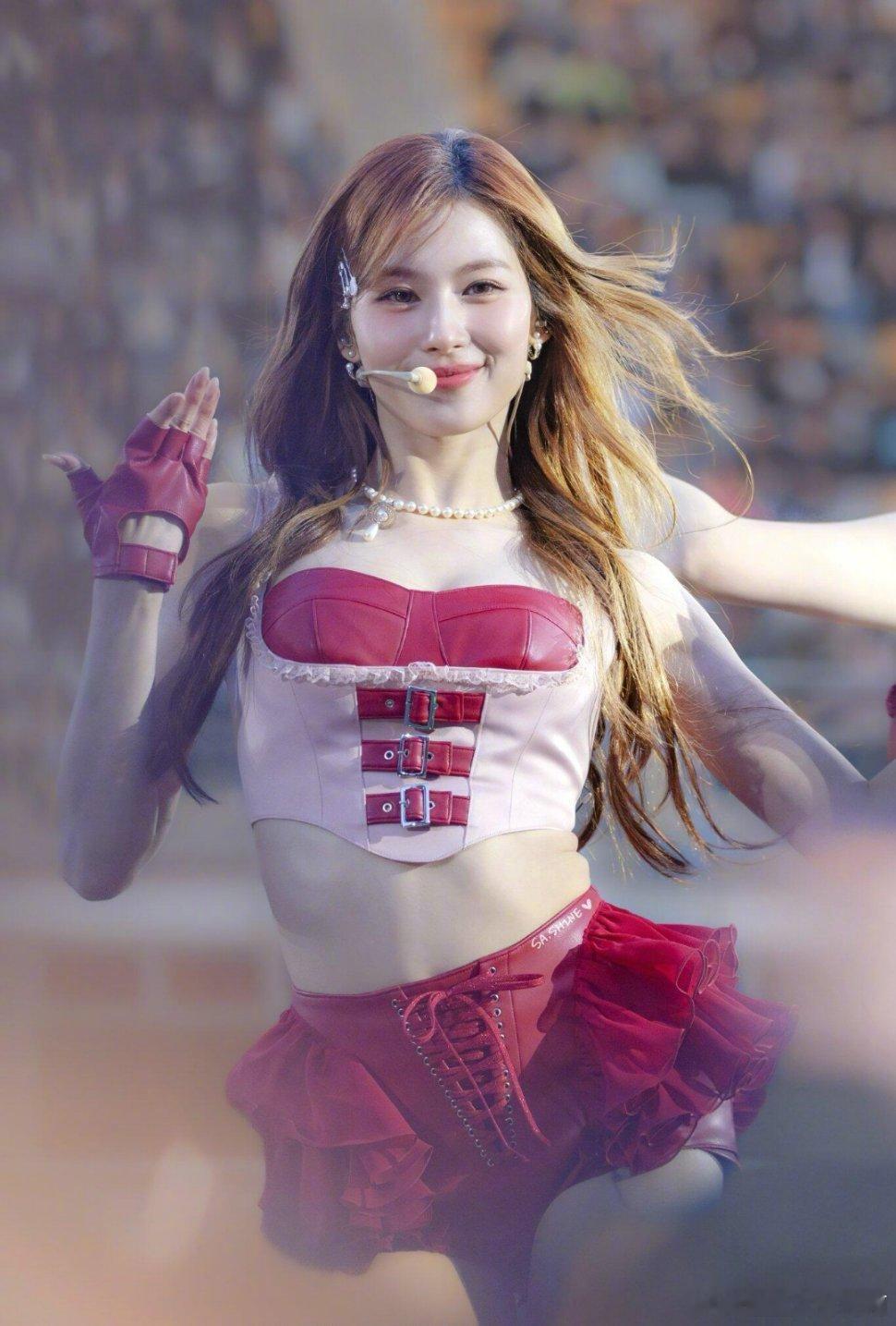 sana酱完全是少女漫里的偶像啊