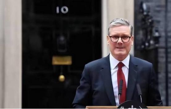 特朗普又炸毛了，这次可不是针对小国家，而是对着他天天挂在嘴边的“好兄弟”英国破口