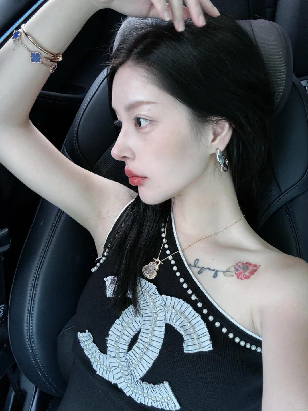 我喜欢雨天的时候 你就不可以是太阳了