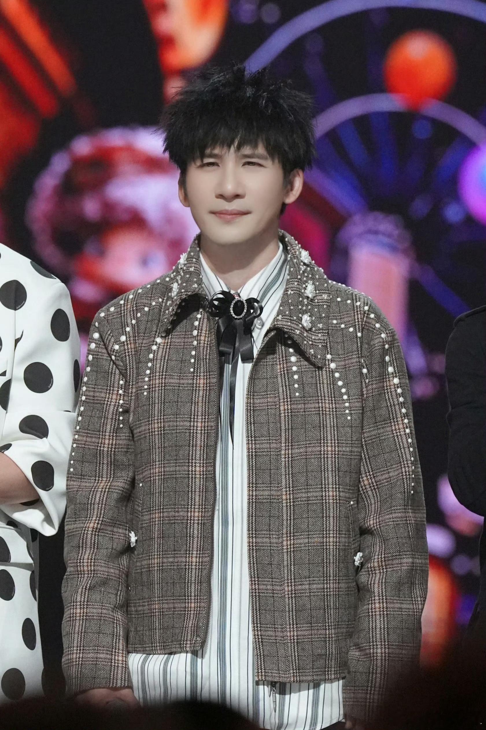 大张伟付航可以去参加新说唱了今夜喜友秀 谁能想到脱口秀舞台藏着即兴说唱名场面！大