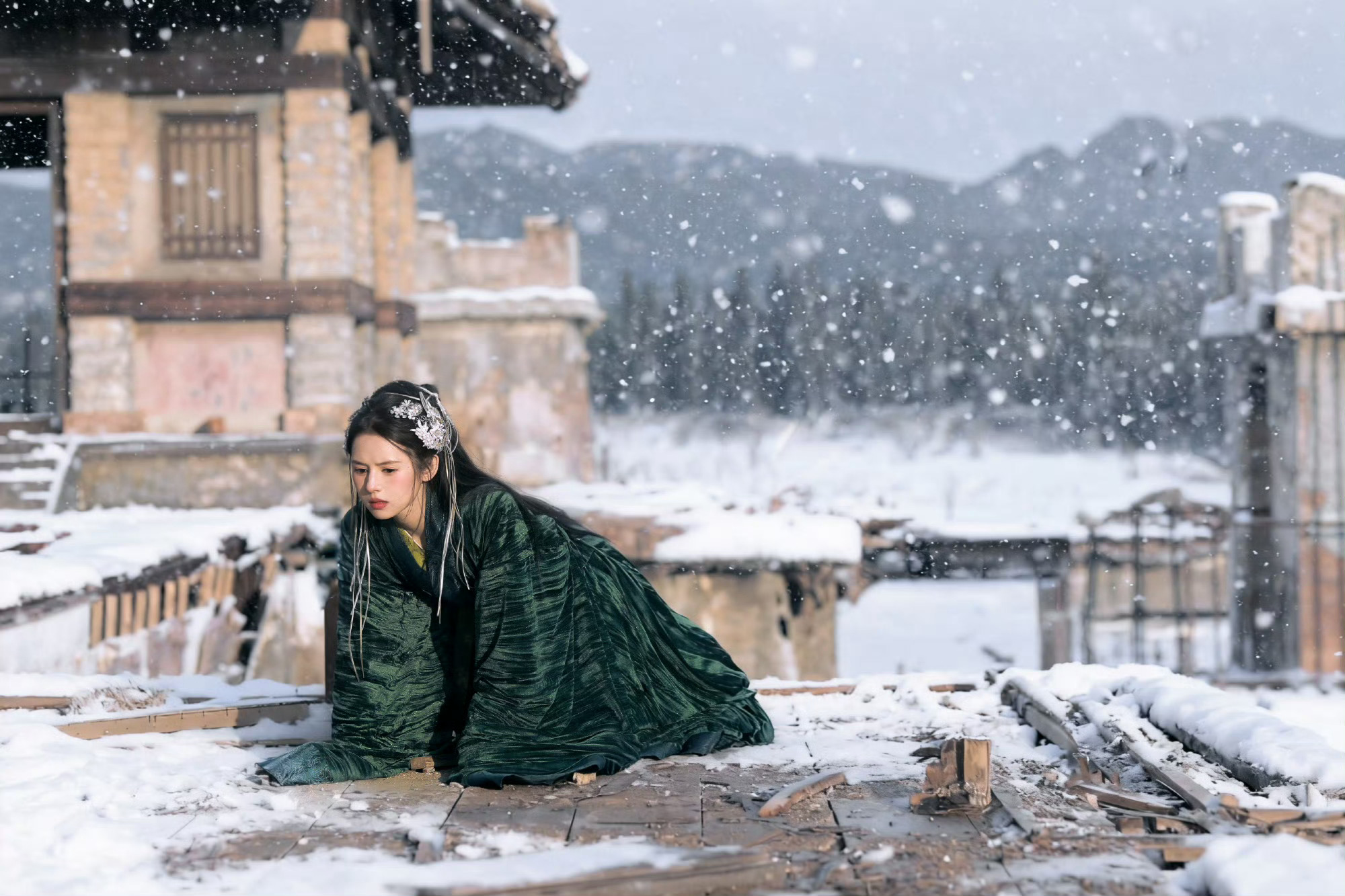 鹤男 这素真的雪嘛[单身狗]依旧貌美 这是什么时候拍的呀 ​​​