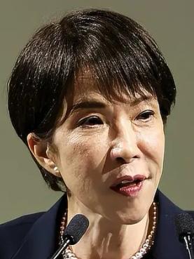 高市早苗就是彻头彻尾的右翼偏执狂。2026年4月21日和22日，她以“内阁总理大