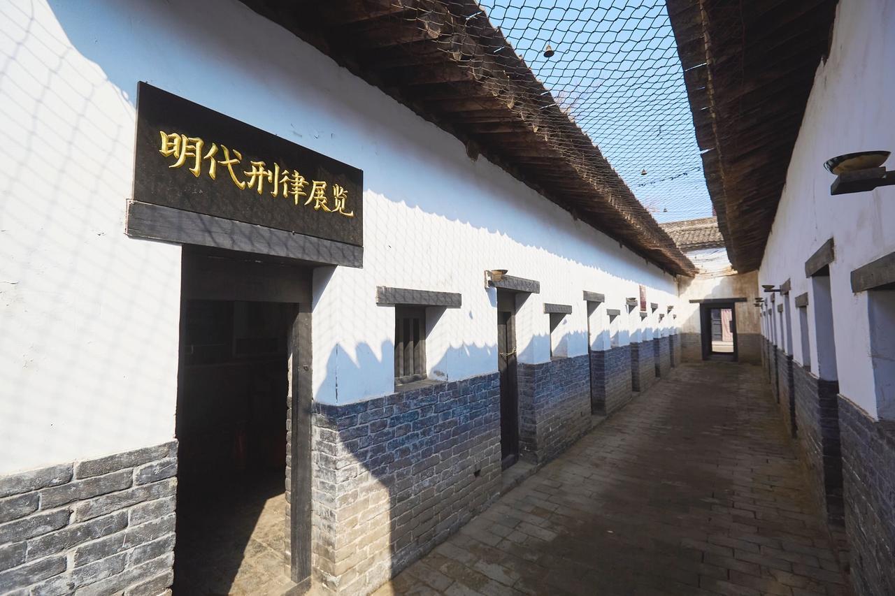 古代坐牢要自己掏饭钱，穷人真坐不起
以为古代坐牢管吃管住？想多了。

秦朝坐牢：